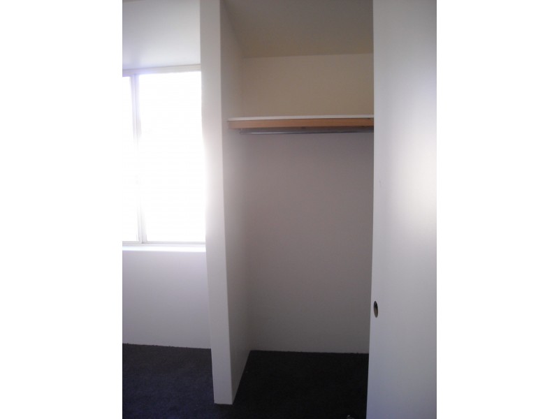 8 Brookside Gardens, Caversham WA 6055