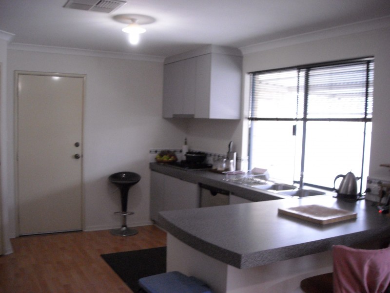 2 Currawong Court, Beechboro WA 6063