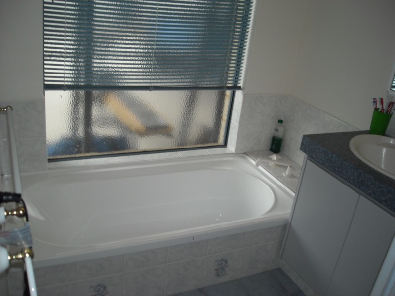 2 Currawong Court, Beechboro WA 6063