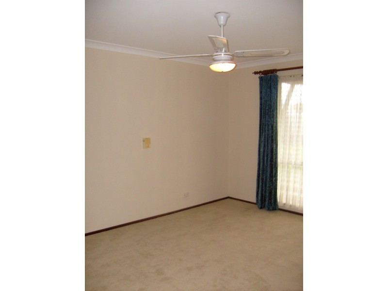 10 Bussel Place, Beechboro WA 6063
