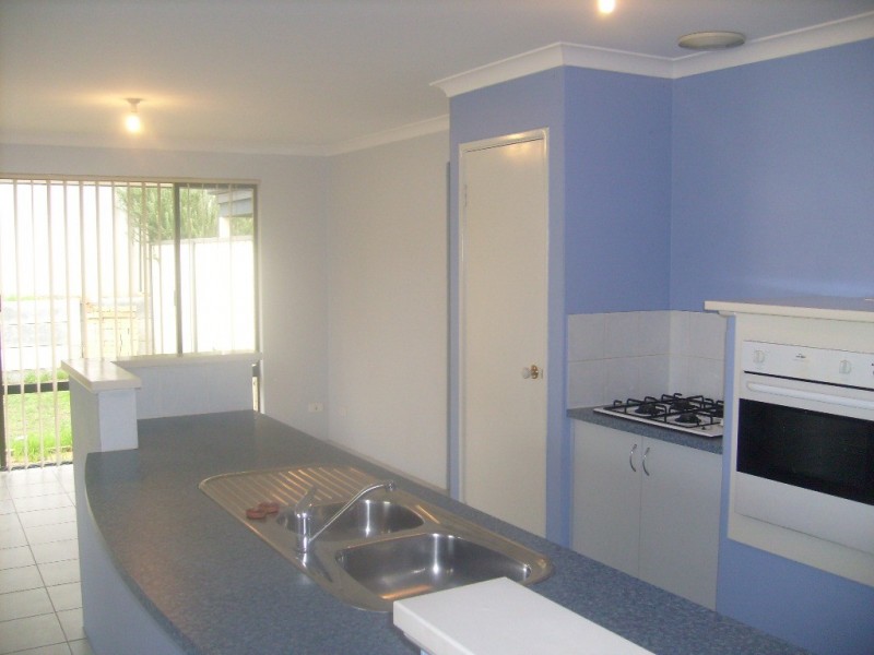 11 Djilba View, Leda WA 6170