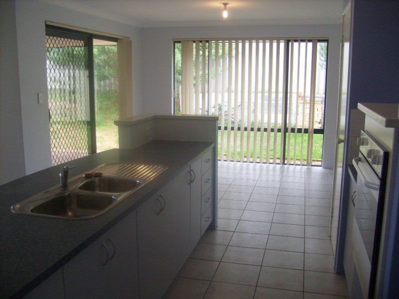 11 Djilba View, Leda WA 6170