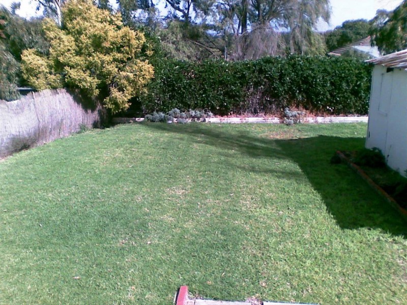 5 Jinda Road, Koongamia WA 6056