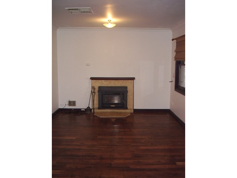 45 Altone Road, Lockridge WA 6054