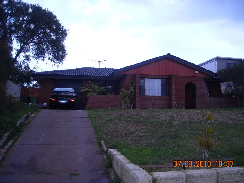 15 Ledger Street, Warnbro WA 6169