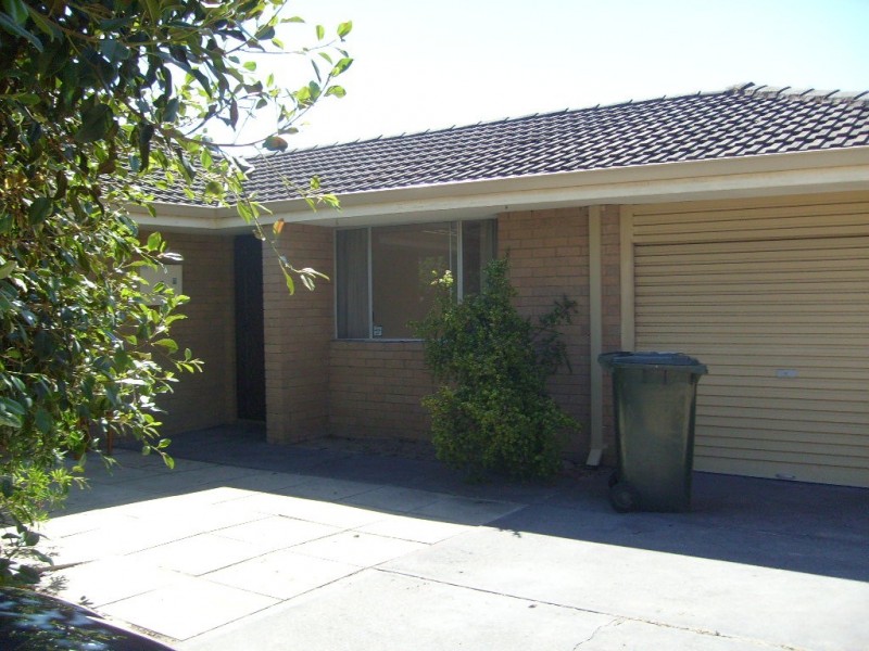 1 Hart Court, Wanneroo WA 6065
