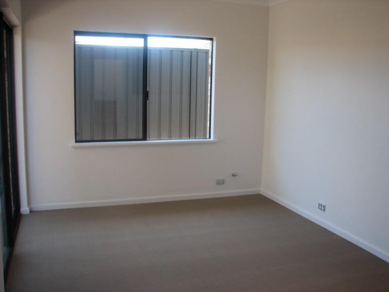 8/36 Dunlin Gardens, Beechboro WA 6063