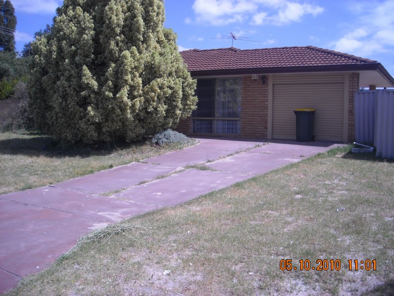 42 Darwin Cr, Beechboro WA 6063