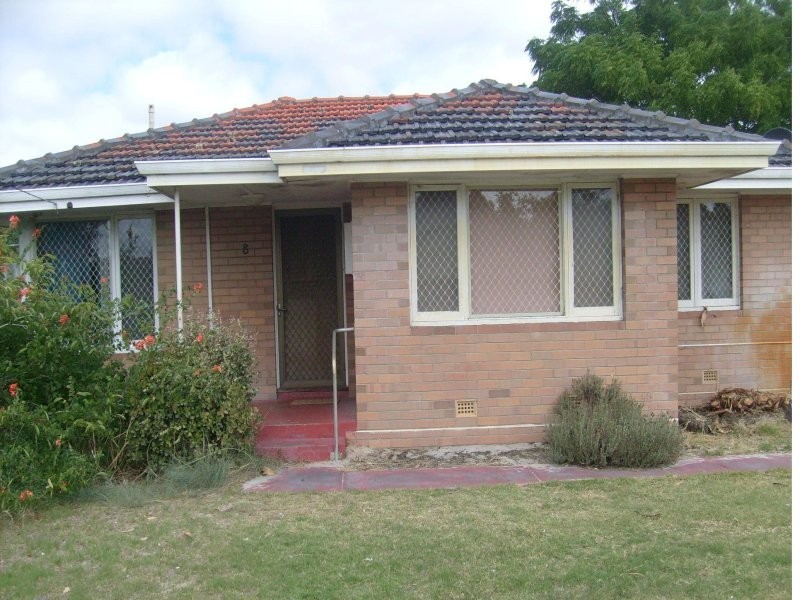 8 Southgate Rd, Langford WA 6147
