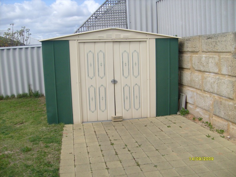 17 Whyatt Green, Leda WA 6170