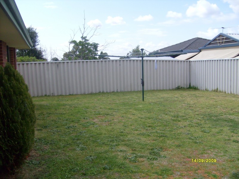 17 Whyatt Green, Leda WA 6170