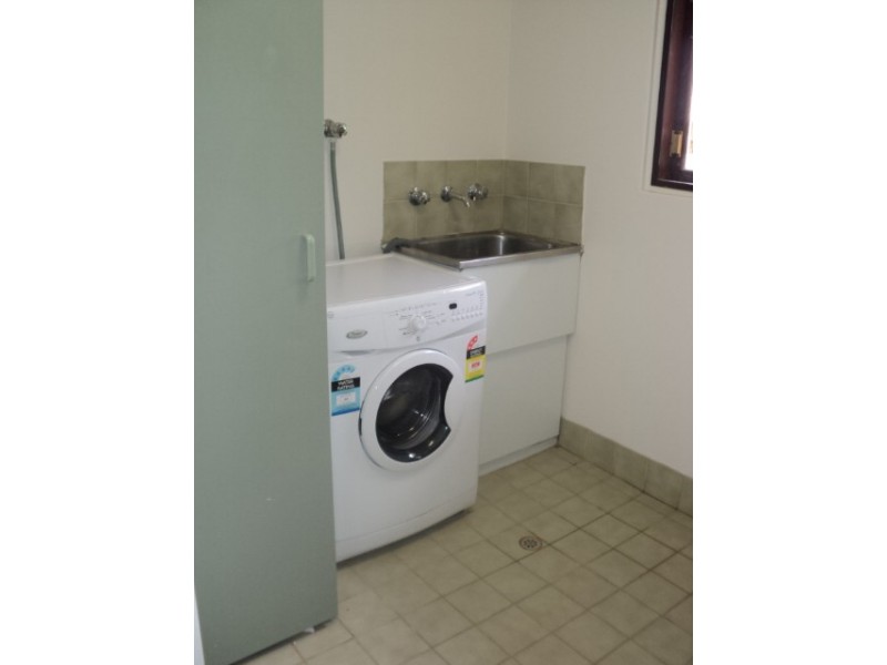 6 Valley Brooke Drive, Caversham WA 6055