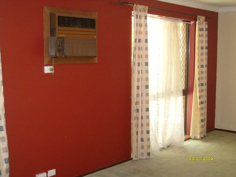 19B Lanrick Place, Girrawheen WA 6064