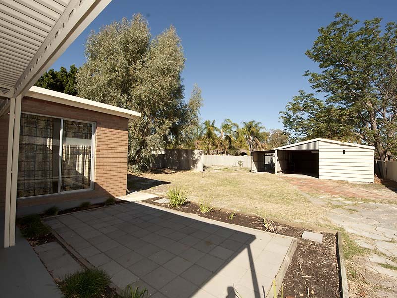 27 Otterden Street, Gosnells WA 6110