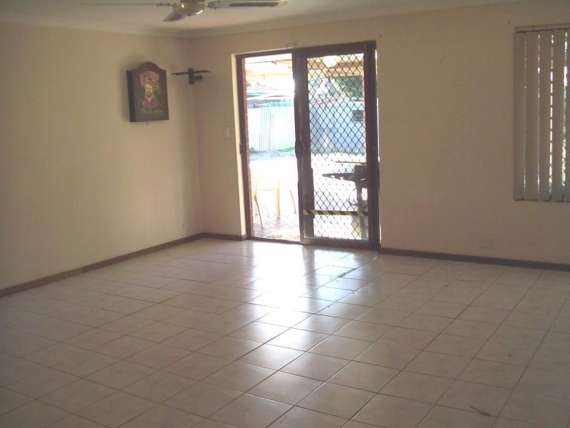 4 Millar St, Beechboro WA 6063