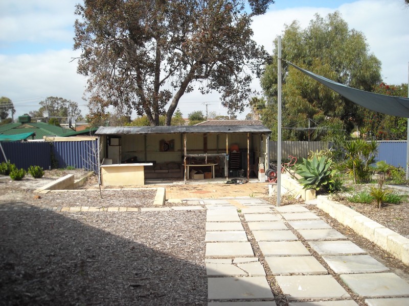 18 Bailey Place, Beechboro WA 6063