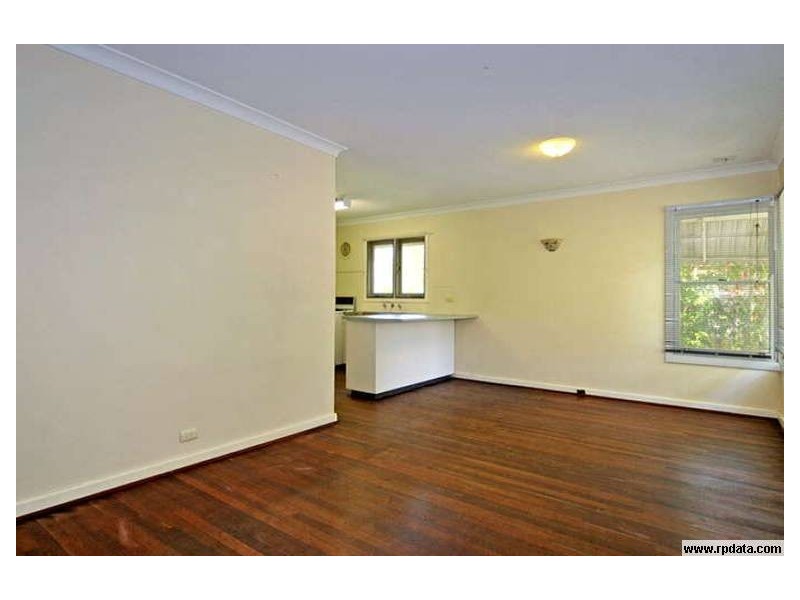 12 Sturtridge Rd, Lockridge WA 6054