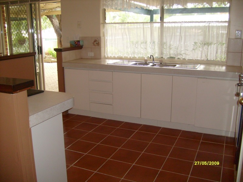 5 Stilping Gardens, Leda WA 6170