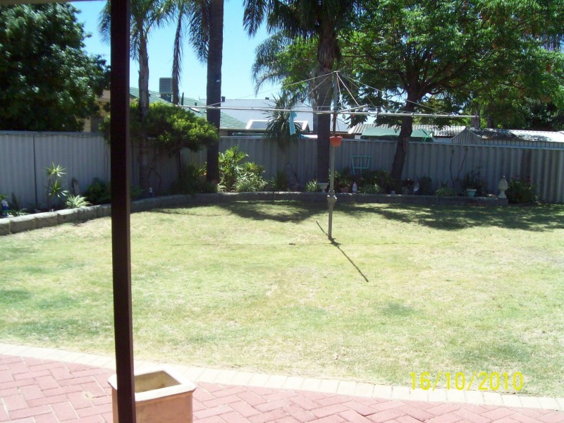 29 Hassett, Cloverdale WA 6105