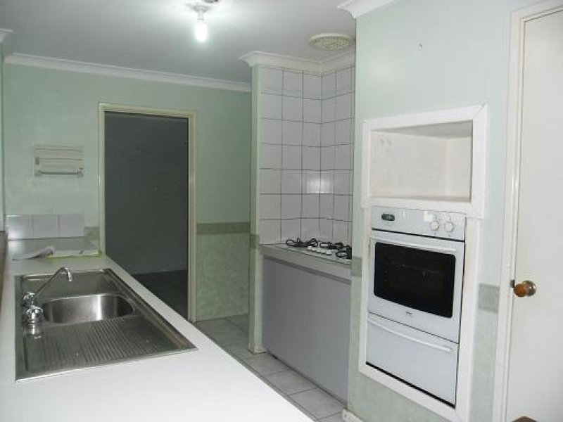 107 Amazon Dr, Beechboro WA 6063