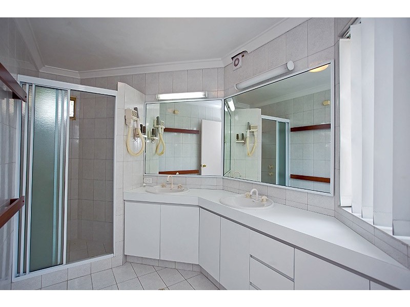 24 Hillway, Nedlands WA 6009