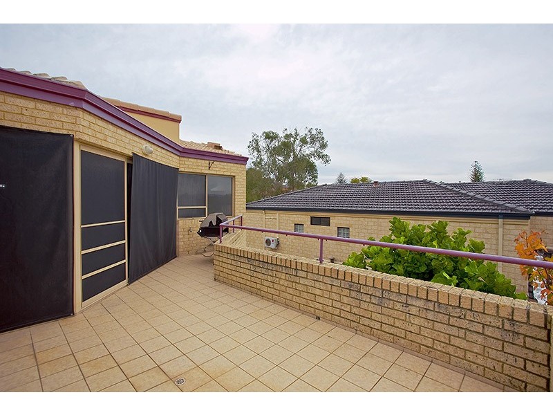 24 Hillway, Nedlands WA 6009