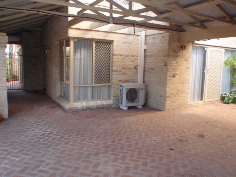 2/4 Swanview Tce, Maylands WA 6051