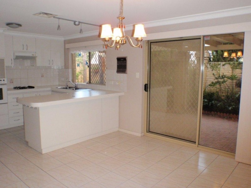 2/4 Swanview Tce, Maylands WA 6051