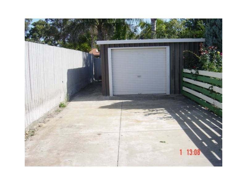 4 Bailey Place, Beechboro WA 6063