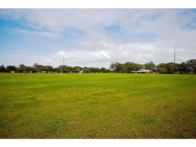 19 Jennings Way, Lockridge WA 6054