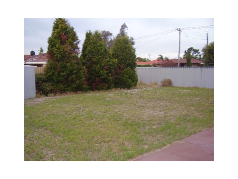 42 Darwin Crescent, Beechboro WA 6063