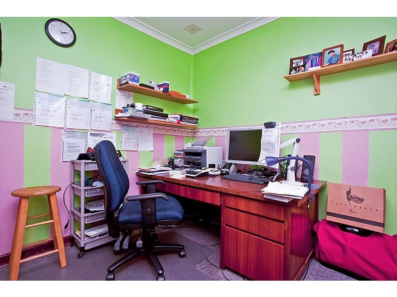 6A Woolgar Way, Lockridge WA 6054