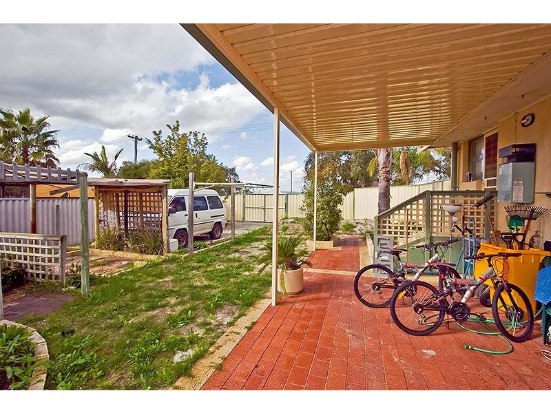 6A Woolgar Way, Lockridge WA 6054