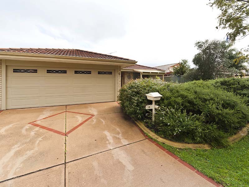 6 Parkland Trail, Canning Vale WA 6155