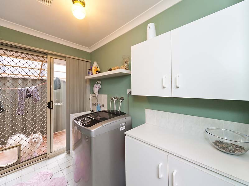 6 Parkland Trail, Canning Vale WA 6155