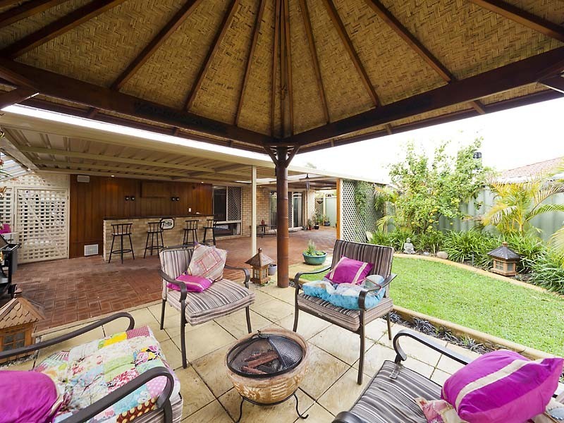 6 Parkland Trail, Canning Vale WA 6155