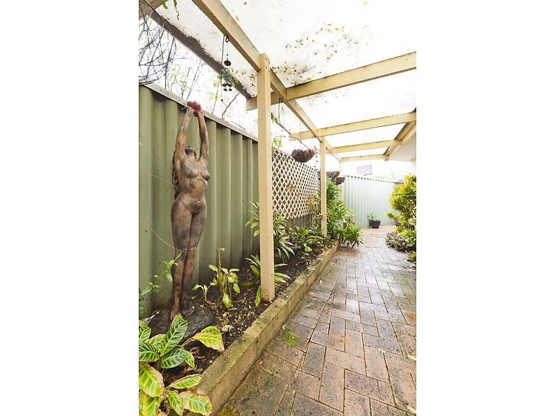 6 Parkland Trail, Canning Vale WA 6155