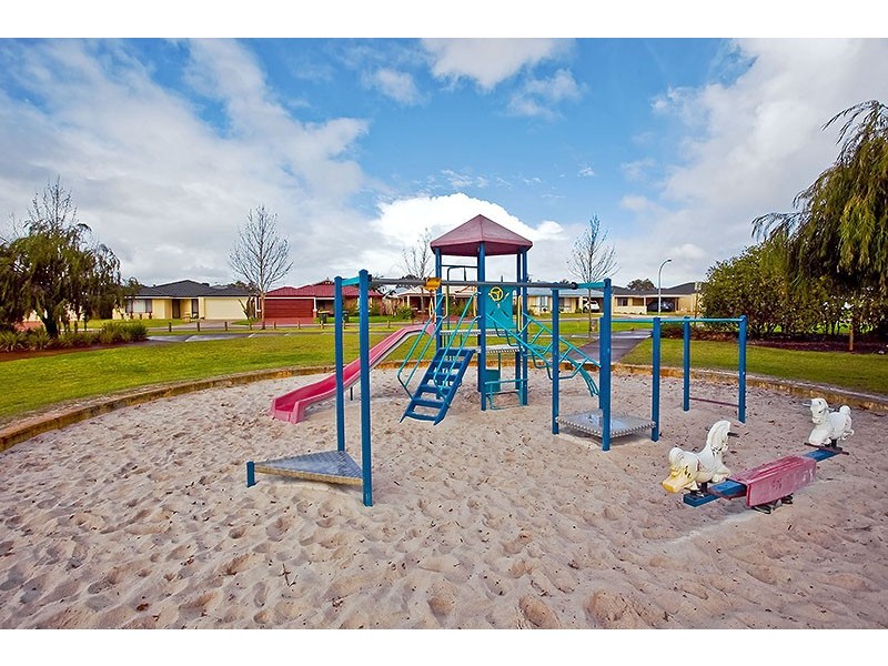 29 Babbler Turn, Beechboro WA 6063