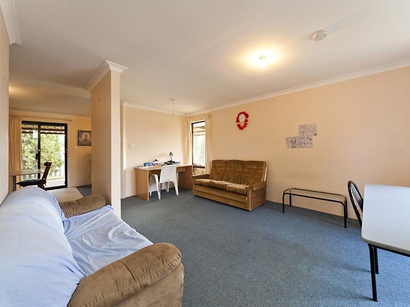 15 Werloo Court, Leda WA 6170