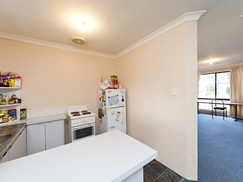 15 Werloo Court, Leda WA 6170