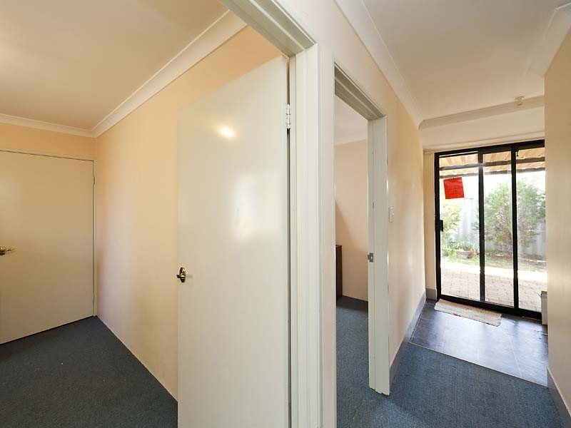 15 Werloo Court, Leda WA 6170