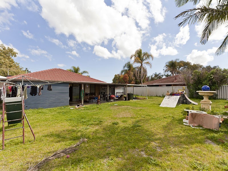32 Salween Place, Beechboro WA 6063