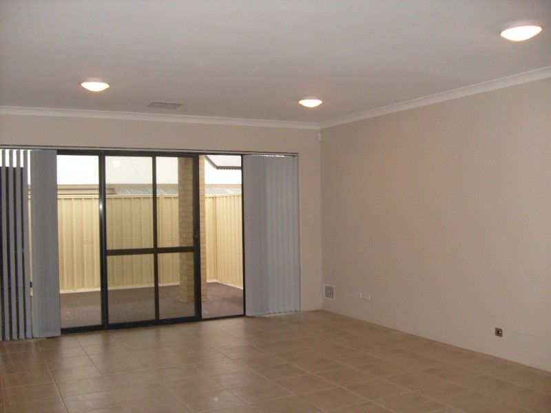 25 Olivedale Road, Madeley WA 6065