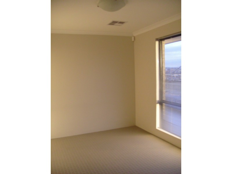 25 Olivedale Road, Madeley WA 6065