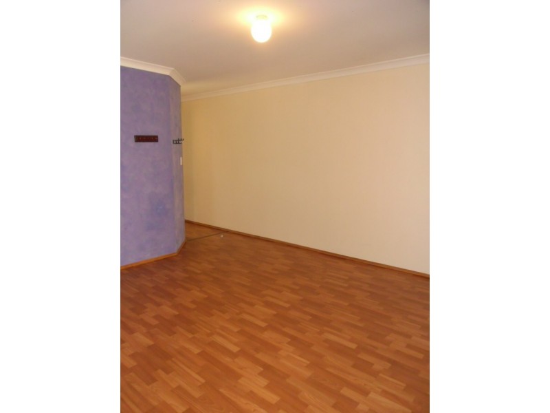 19 Vaucluse Cr, Ellenbrook WA 6069