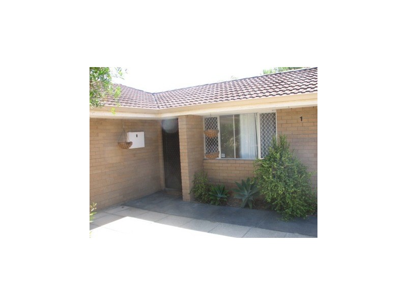 1 Hart Court, Wanneroo WA 6065