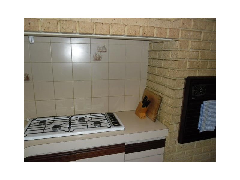 1/12 Fogerthorpe Cres, Maylands WA 6051