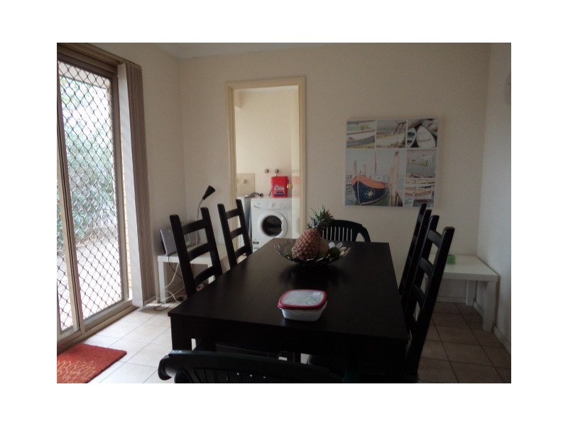 1/12 Fogerthorpe Cres, Maylands WA 6051