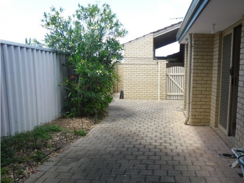 1/12 Fogerthorpe Cres, Maylands WA 6051