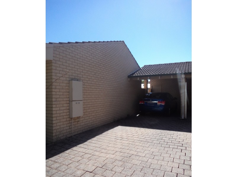 1/12 Fogerthorpe Cres, Maylands WA 6051